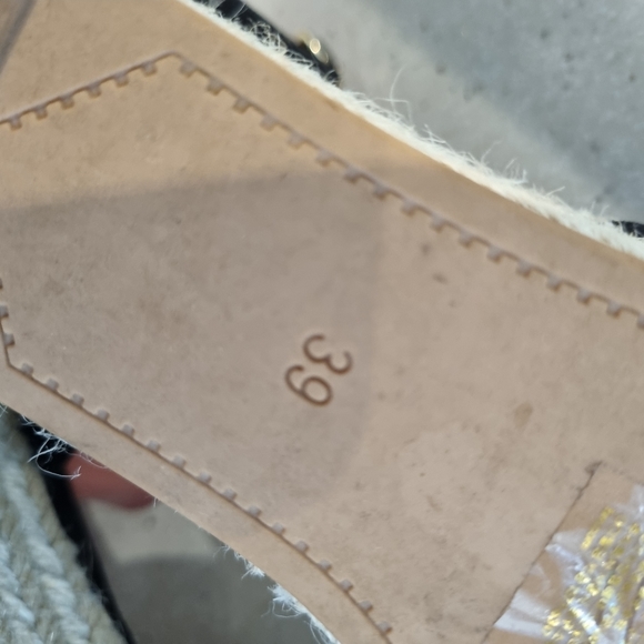 H&M Espadrilles Size 39 Black Strappy - Picture 7 of 7